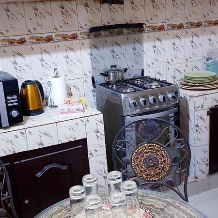 Appartement Etablissement Dior Silla à Dakar Extérieur photo